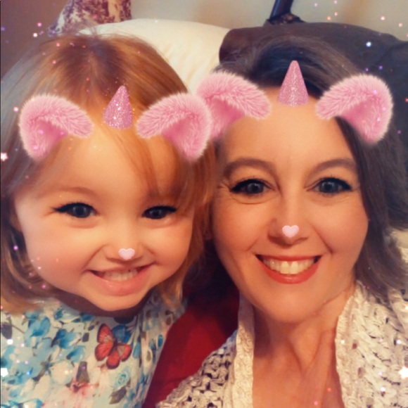 Meet your Posher, Crystal - Picture 3 of 3